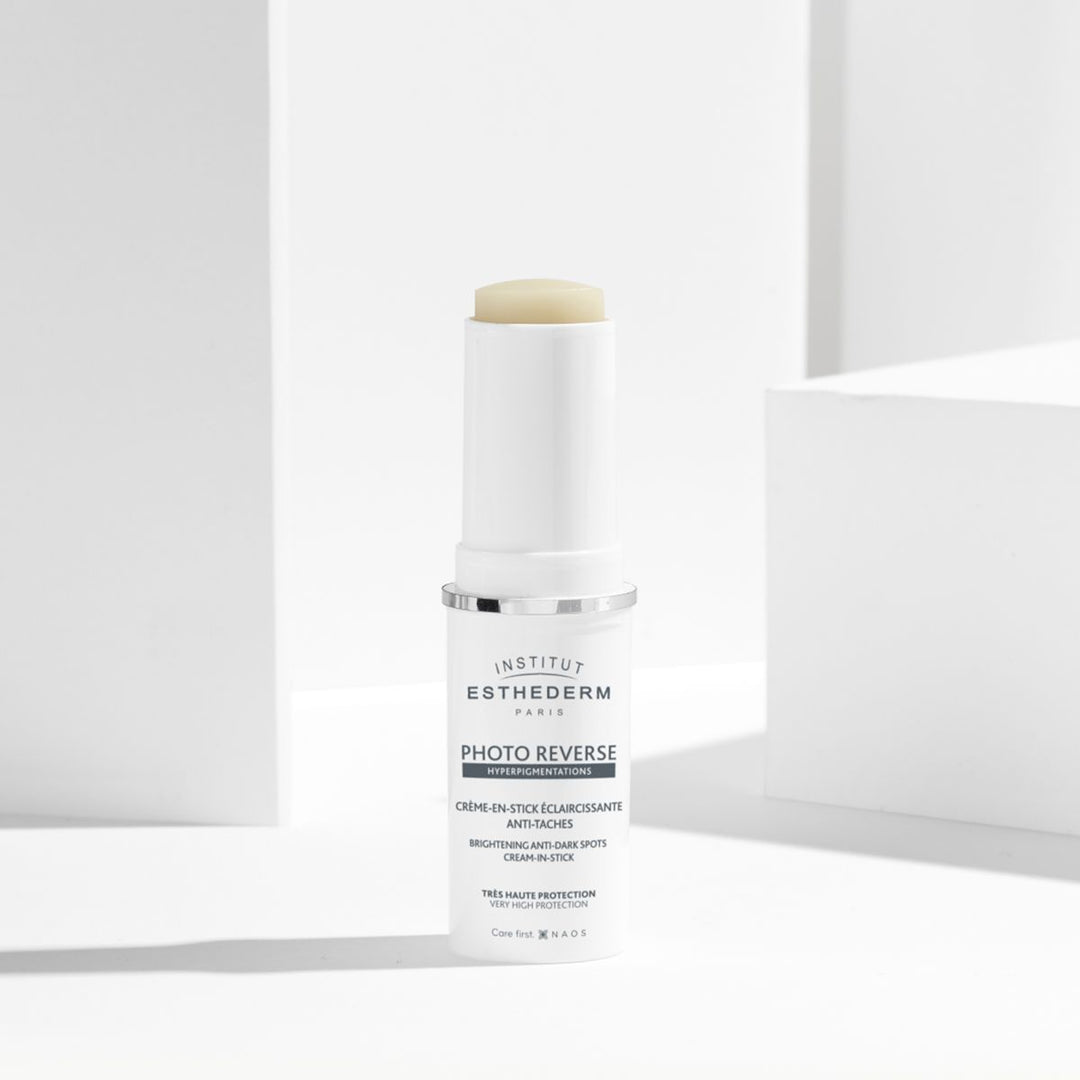 PHOTO REVERSE - Brightening Anti-dark Spots Cream in Stick (Very High Protection)