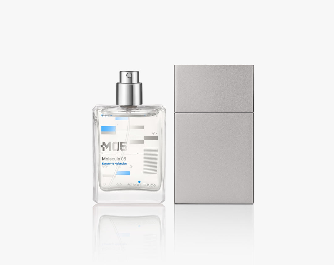 MOLECULE 05