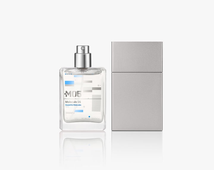 MOLECULE 05